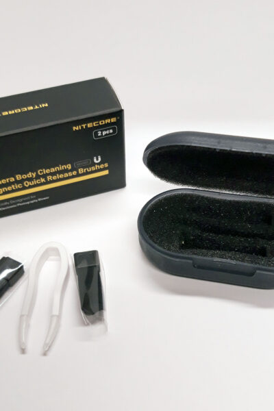 Camera Body Cleaning Magnetic Quick Release Brushes - Black