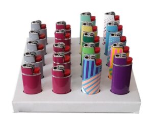 300 BIC case with lighter